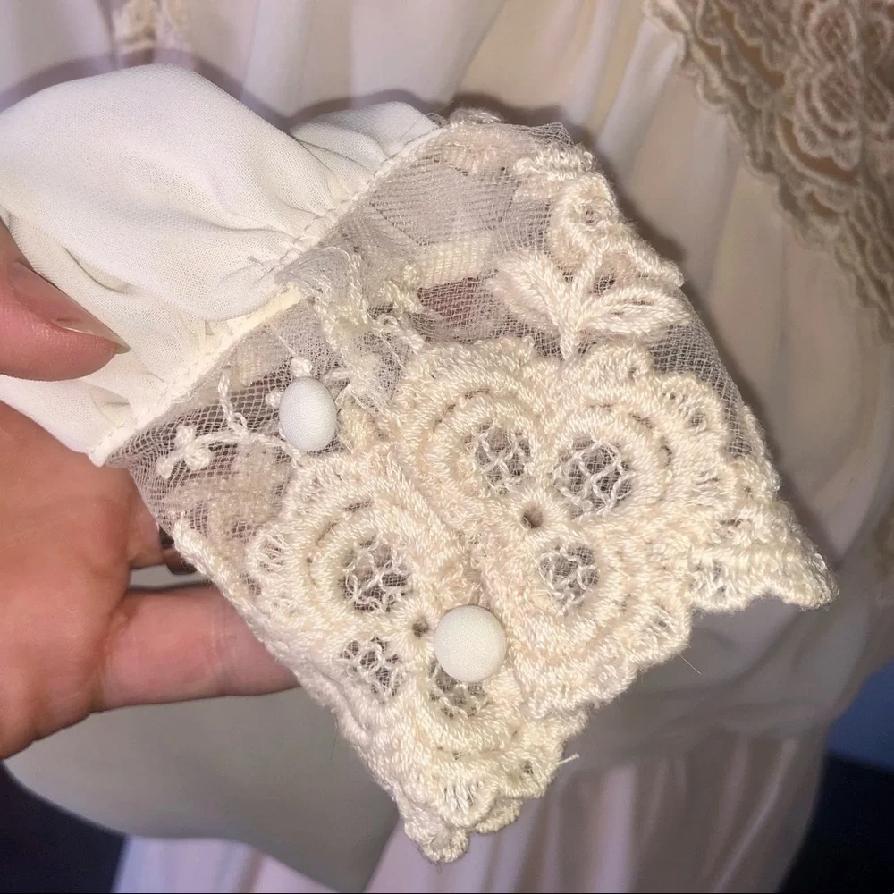 STRAUSS by BONNIE DRESS VINTAGE SIZE 6 CREAM LACE
